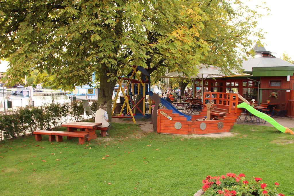 An Der Metow-Ferienpark Hotel Plau am See Exterior foto